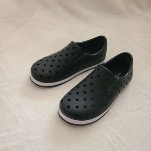 Cat and Jack Boys Shoes, Water Shoes, Beach/ Pool Shoes, KIDS Size 11